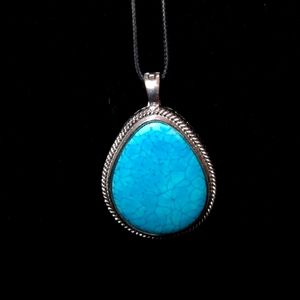 Turquoise pendant.